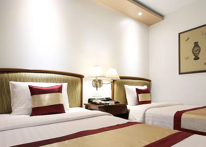 The Royal Hotel Bangkok