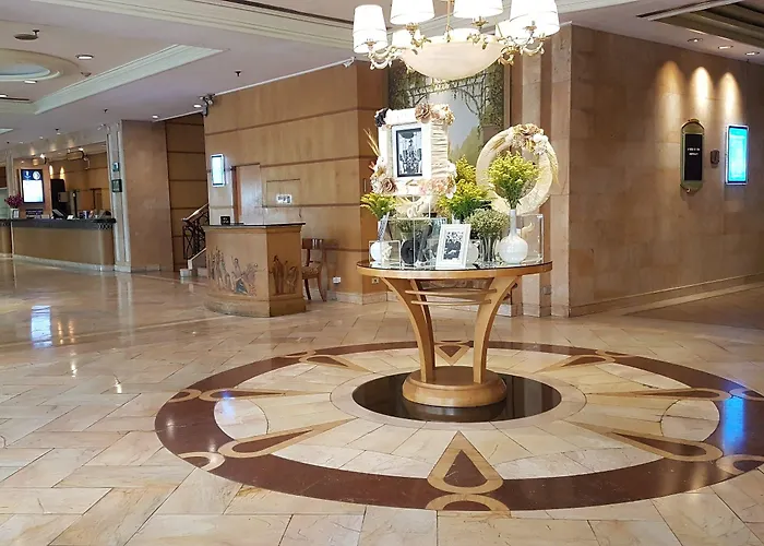 The Royal 4*