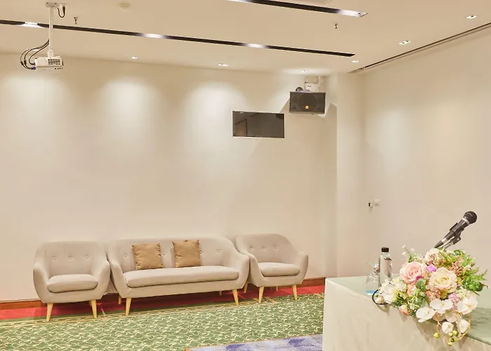 The Royal Hotel Bangkok