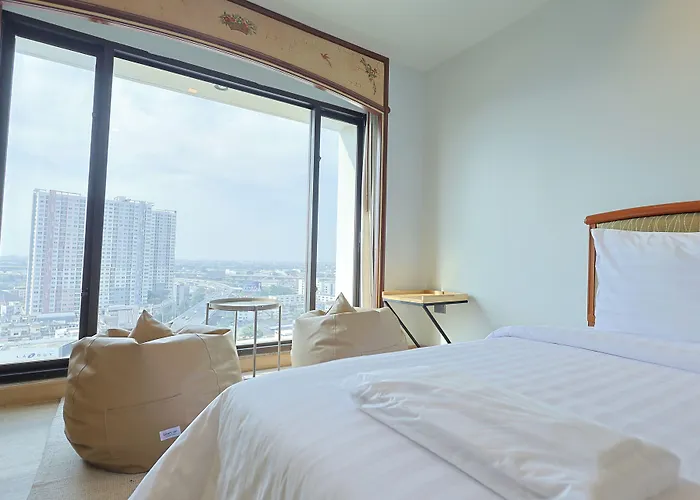 The Royal Hotel 4*