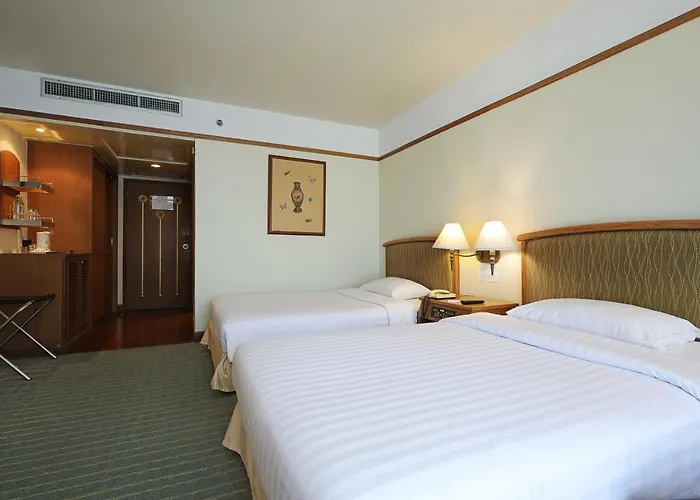 The Royal Hotel 4*